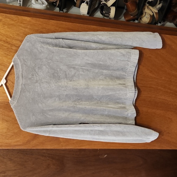 A new day size small fleece corduroy crew neck - Picture 5 of 5